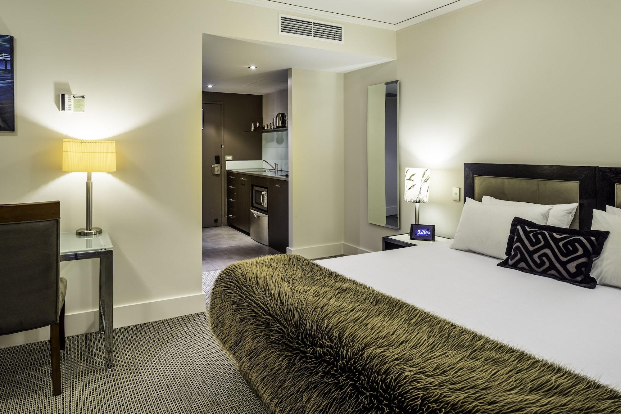 Bolton Hotel Wellington Exteriér fotografie A typical Studio apartment